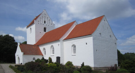 Tåning kirke – Nyt tegltag